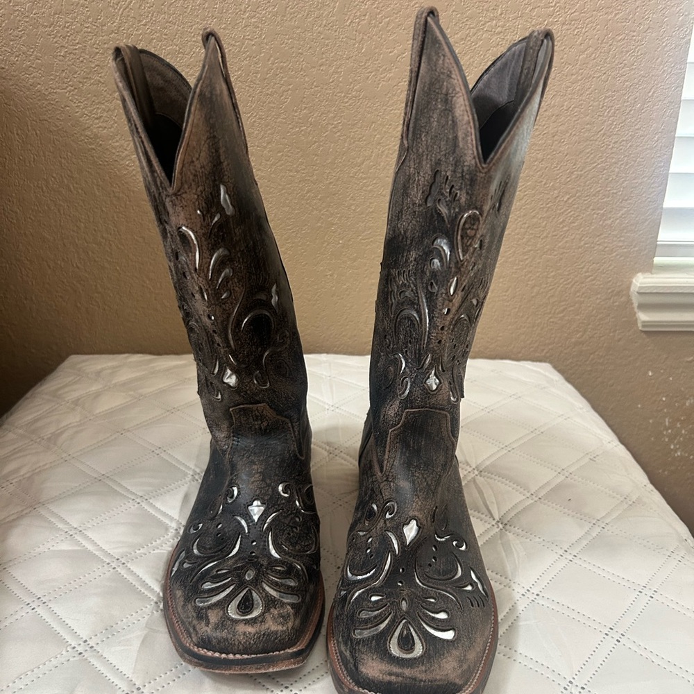 Roper Dark Brown Leather Boots